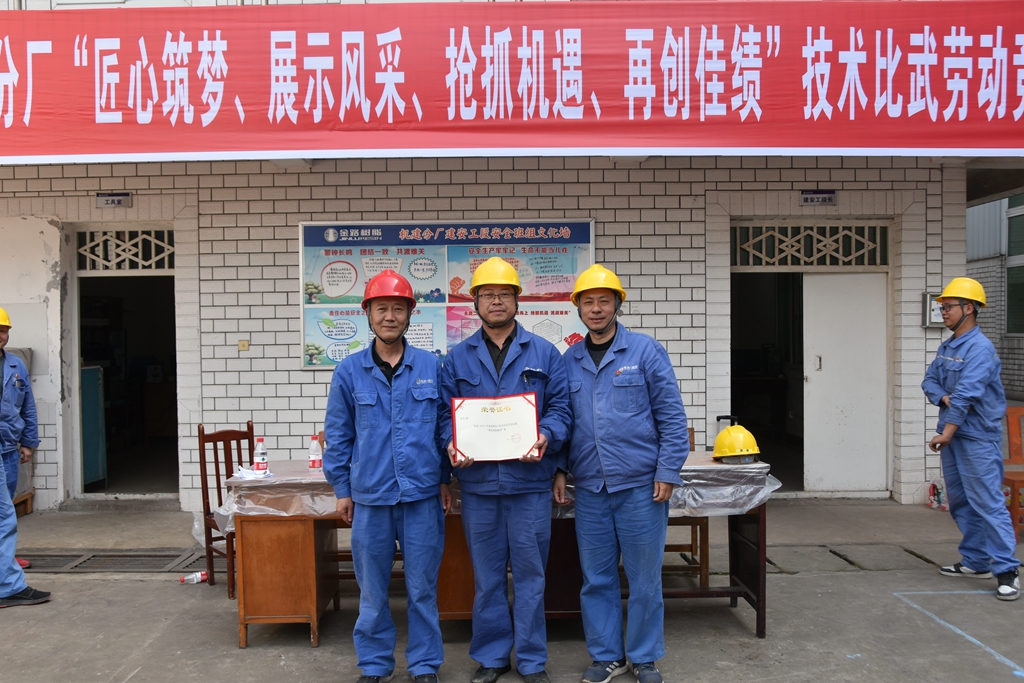 1620959317147190.jpg 102407.jpg